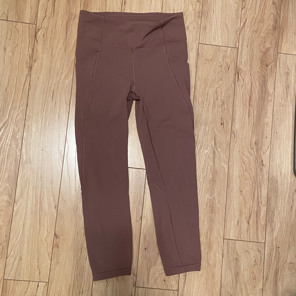 COPY - Lululemon 23’ Leggings